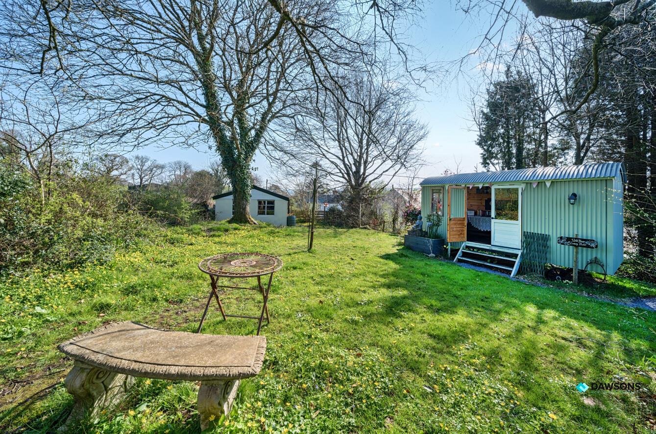 Clydach Cottages, Pontyates, Llanelli, SA15 5TL